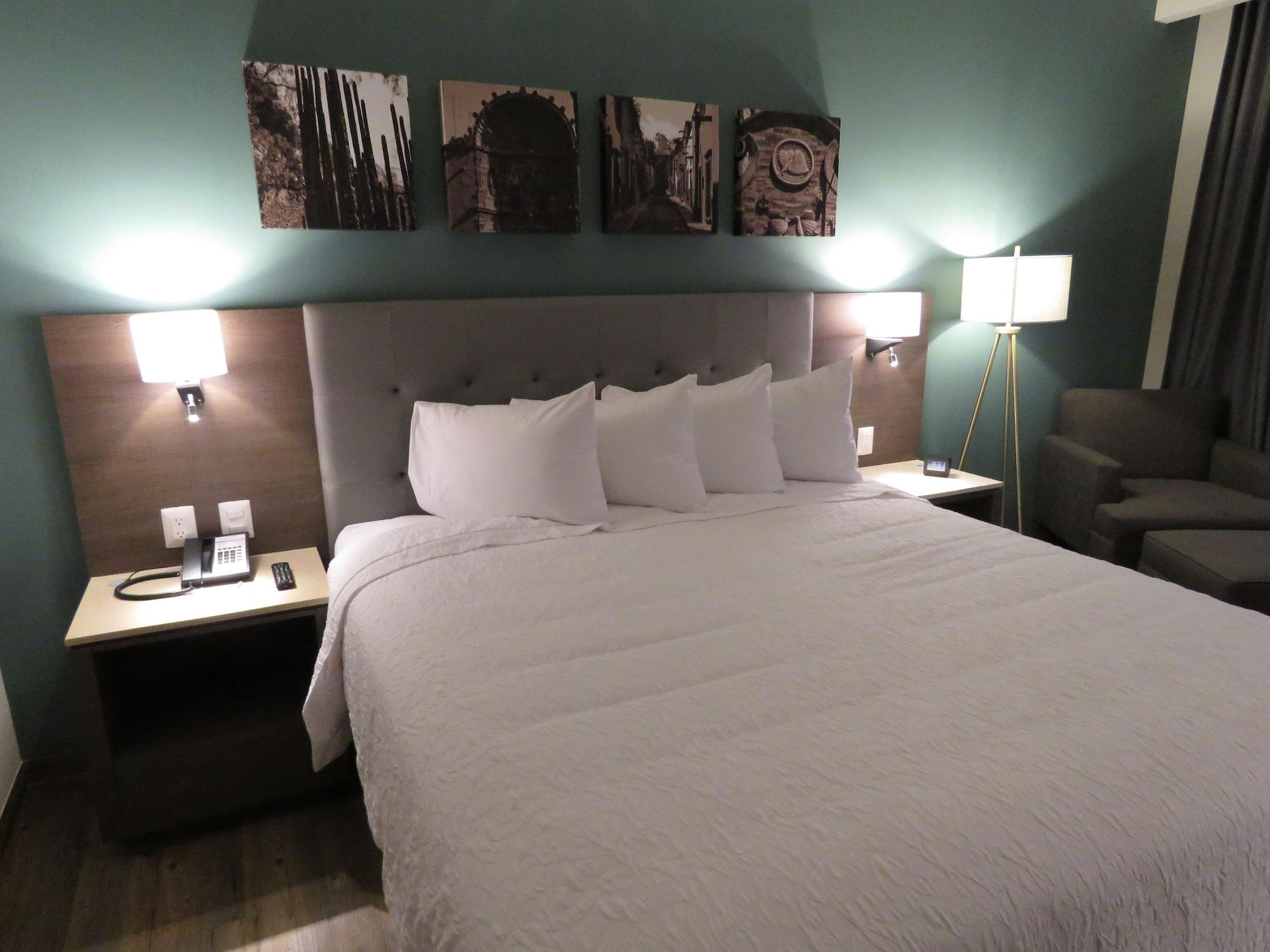 แฮมป์ตัน บาย ฮิลตัน เซลายา Hotel เคลาญา ภายนอก รูปภาพ