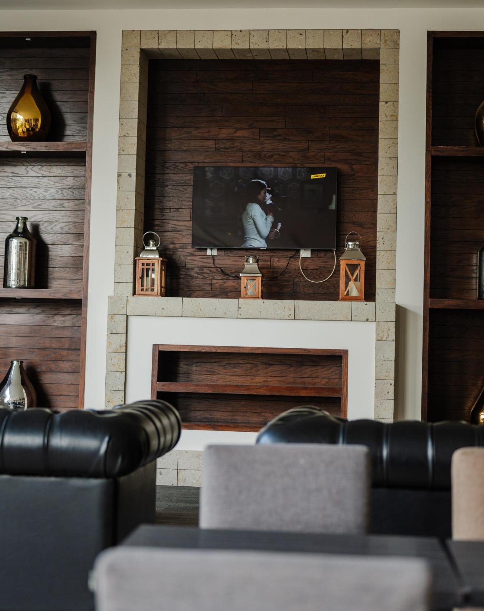 แฮมป์ตัน บาย ฮิลตัน เซลายา Hotel เคลาญา ภายนอก รูปภาพ